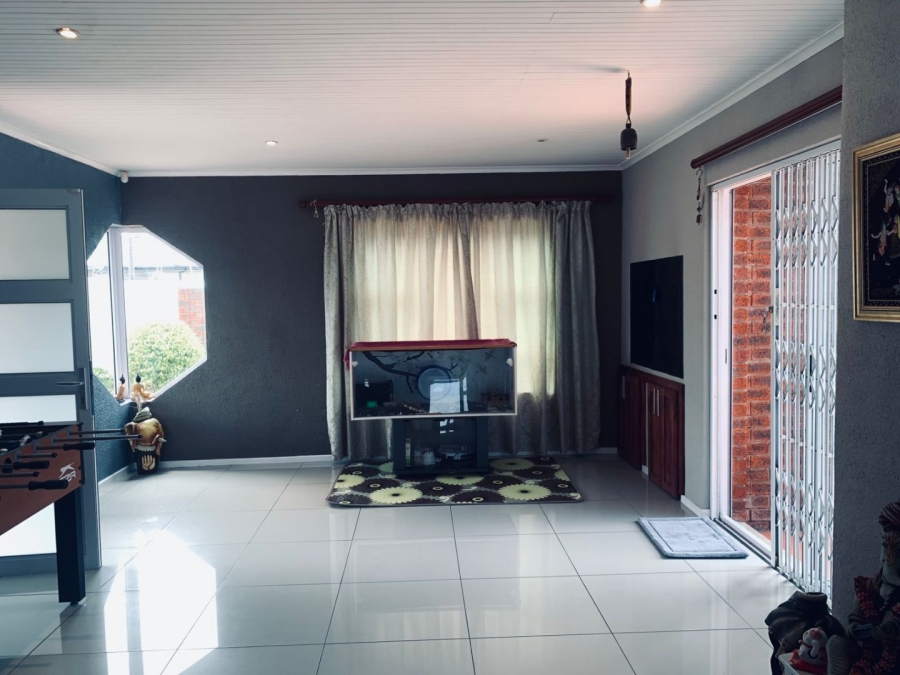 3 Bedroom Property for Sale in Summerstrand Eastern Cape